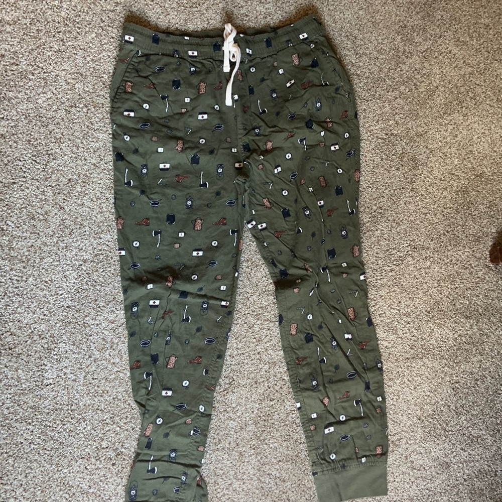 Lounge jogger pants NWOT - camping pattern